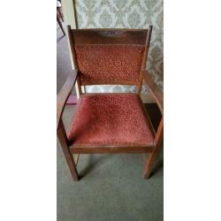 Te koop 6x oud type stoel voor de liefhebbers
