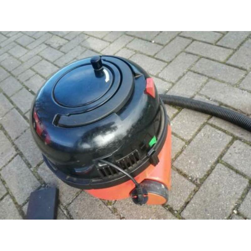 Henry Stofzuiger - Numatic - HVR200 - 22 - met zakken !