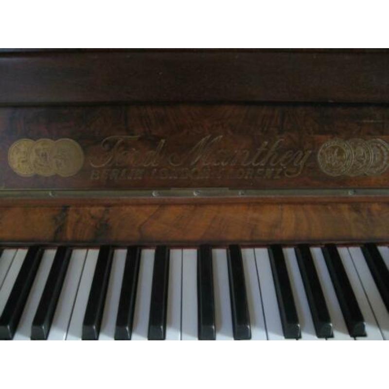 piano