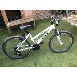 Stoere 24” MTB 21 versnellingen voor jaren fietsplezier