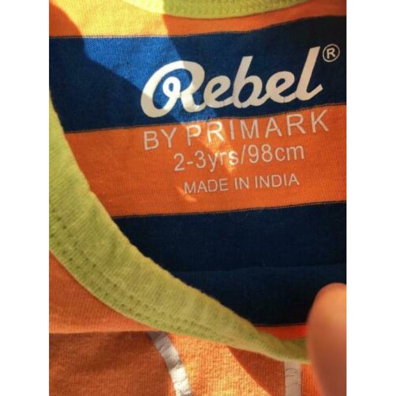 Rebel T-shirt mouwloze maat 98