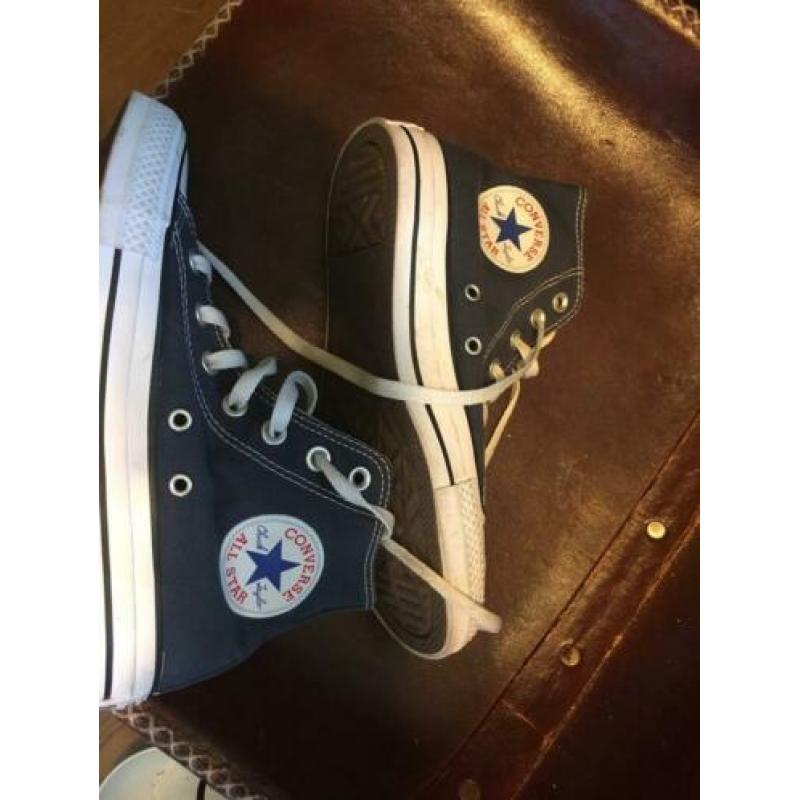 All stars Chuck taylor converse 37