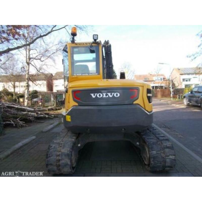 Volvo ECR88. (2014)