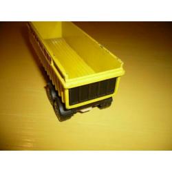 Mie18> oude matchbox articulated tipper truck 1973 lesney