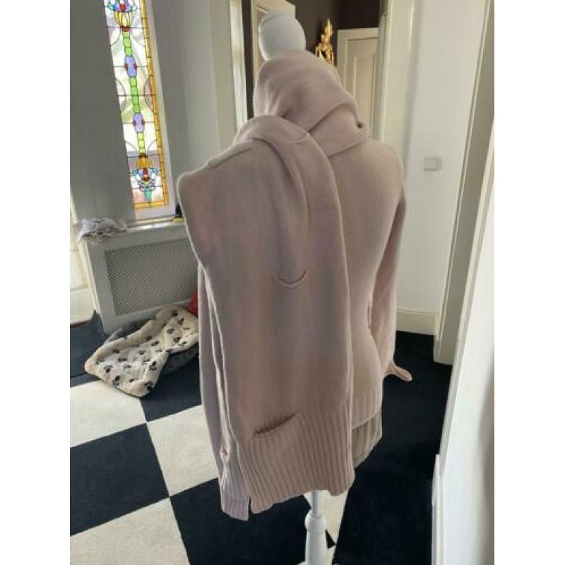 Patrizia Pepe trui met sjaal 36