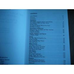 The Rogue;s guide to the jewisch kitchen Daniel Rogov,