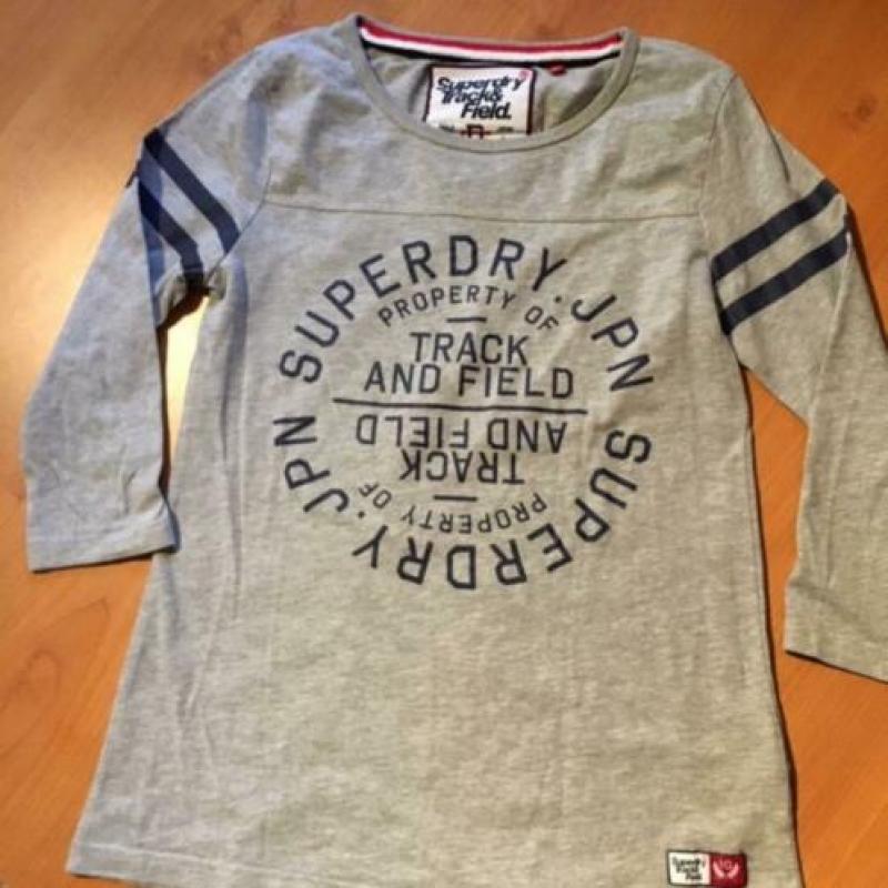 T-shrit en trui van Superdry