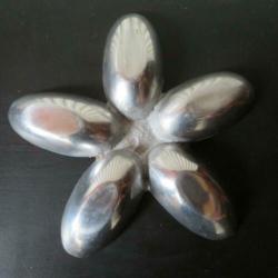 Bijzonder schaaltje bloemvormig retro vintage