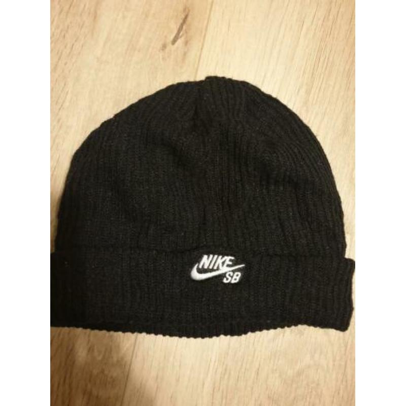 Nike SB Fisherman muts (one size)