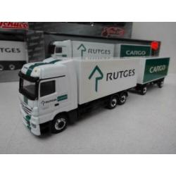 Schuco: Mercedes Actros V8 vrachtwagen RUDGES CARGO