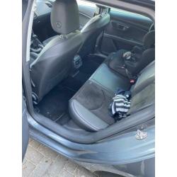Seat Leon 1.6 TDI 81KW ST 2014 Grijs