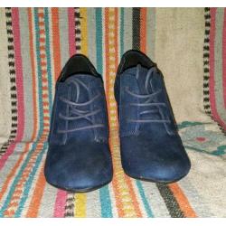 Blue suede shoes marine blauwe pumps maat 36