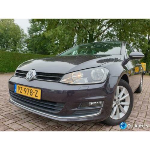 Volkswagen Golf 1.6 TDI 110PK LOUNGE TOP CONDITIE*DRIEM V.V!