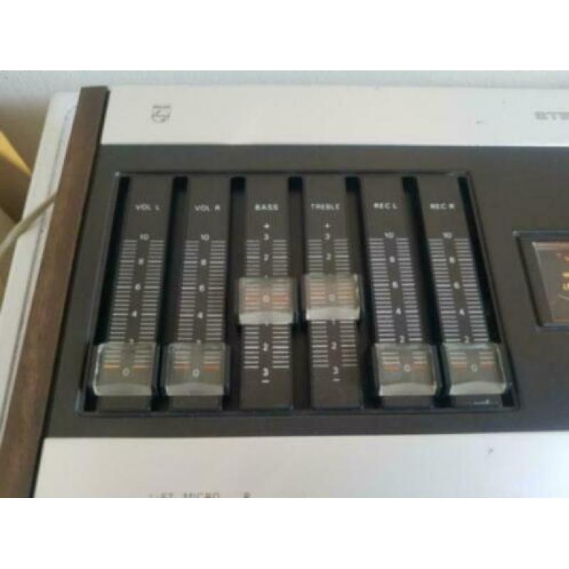 Vintage: Philips Cassetterecorder N2407.