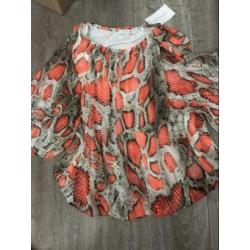Blouse van lola en liza met python print maat xl
