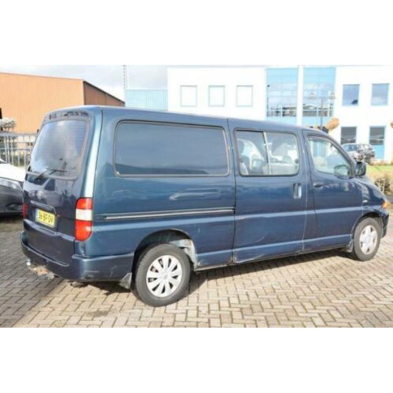 Toyota HiAce 2.5 D4-D 100 LWB Lang Long D.C. Emotion 07-2002