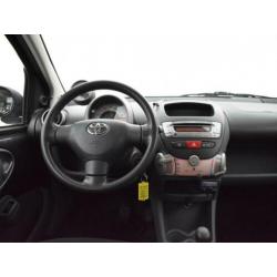 Toyota Aygo 1.0-12V AUT. 5-DEURS SPORT (bj 2005, automaat)