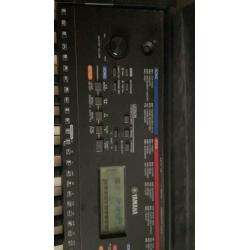 YAMAHA PSR-E263 Keyboard