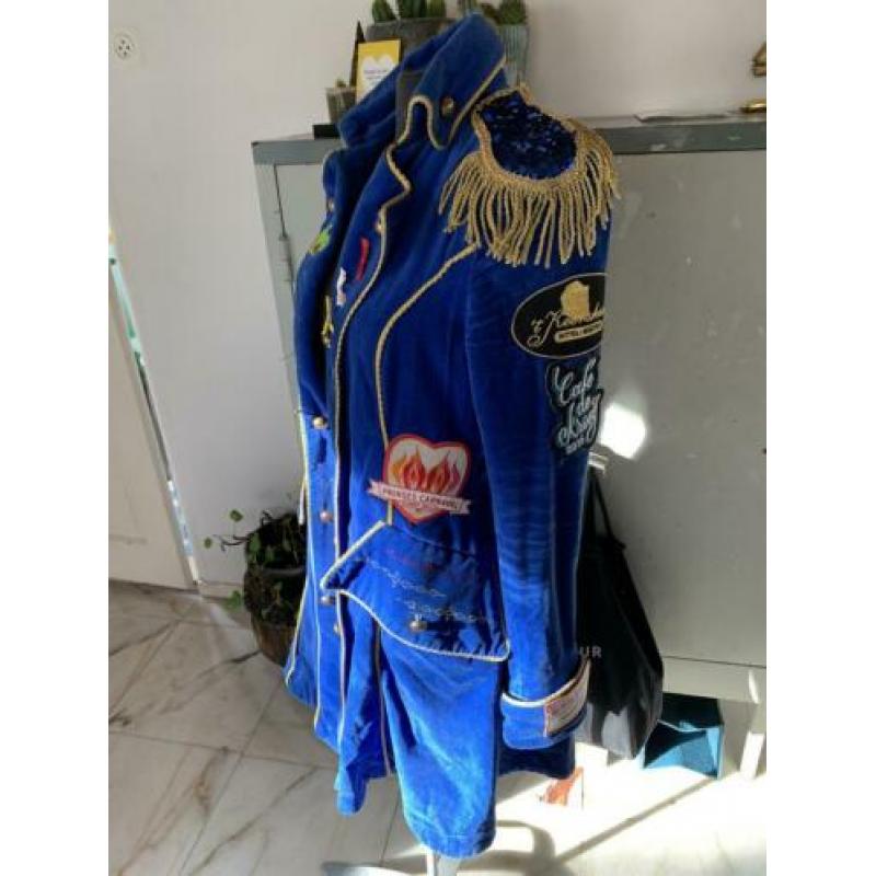 Carnavals jas oeteldonk blauw fluwele mantel S nu maar 100,-