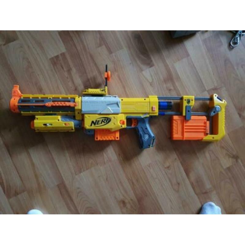 Nerf geweren met darts