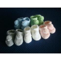 Poppenkleertjes - Vele maten POPPENSLOFJES/PANTOFFELTJES