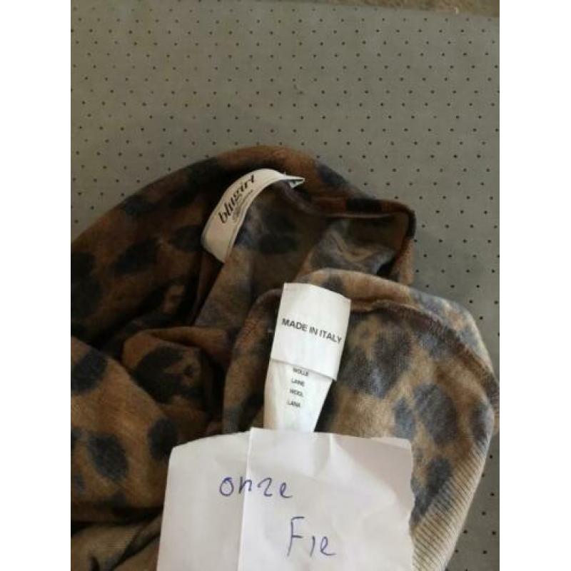 BLUMARINE trui met steentjes 100% WOL , maat m