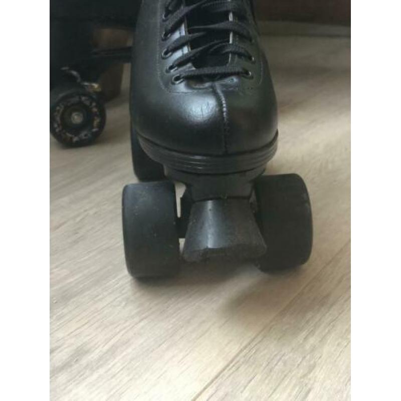 RS rolschaatsen, maat 38.