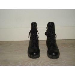 schoenen/enkellaarsjes/booties BIZZY maat 35
