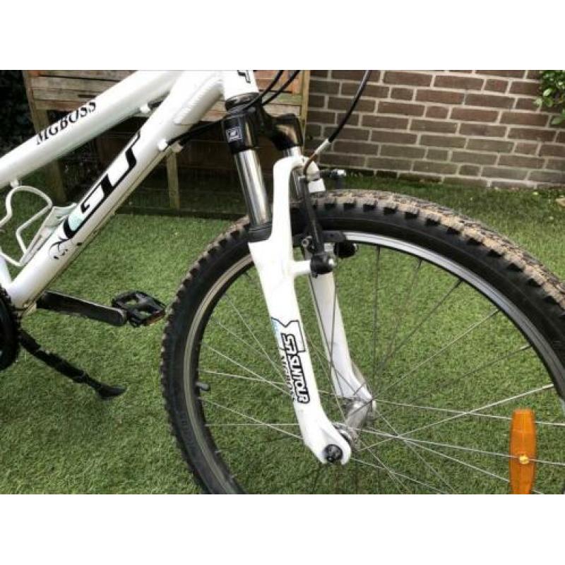 Stoere 24” MTB 21 versnellingen voor jaren fietsplezier