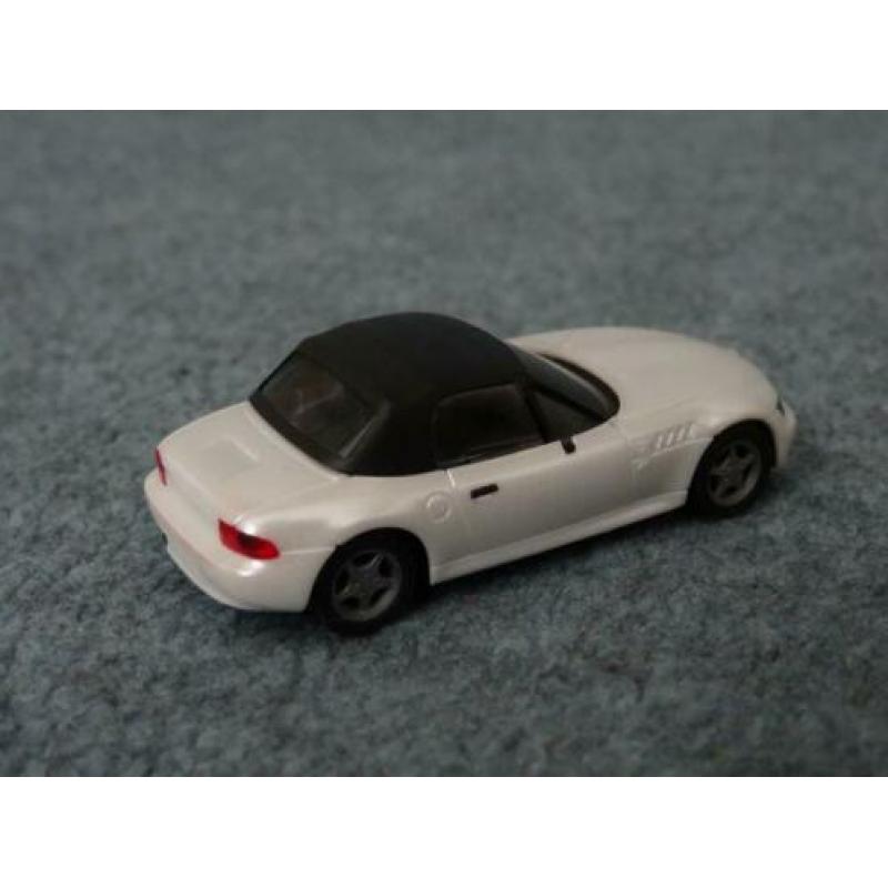 BMW E36 Z3 roadster + losse soft top wit metallic Herpa 1:87