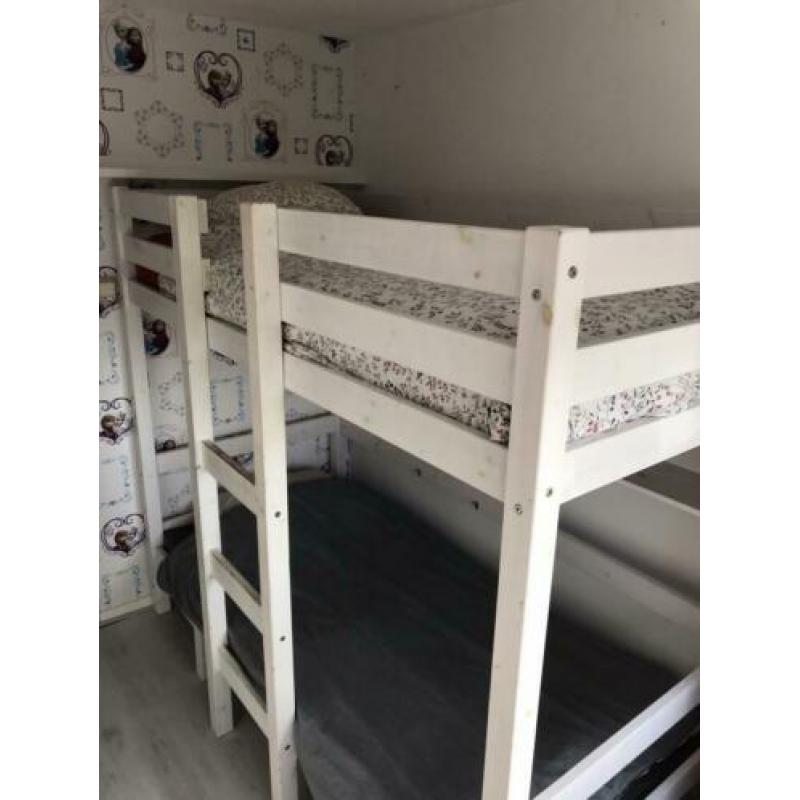 Multifunctionele whitewash hoogslaper bed met bank en tafel