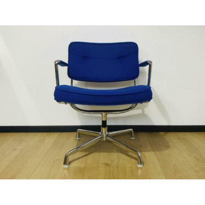 Herman Miller Vitra Eames Intermediate Chair