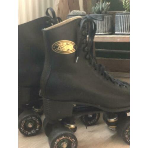 RS rolschaatsen, maat 38.