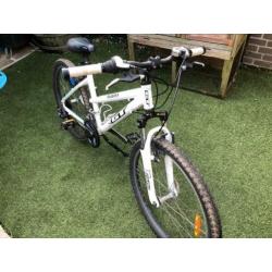 Stoere 24” MTB 21 versnellingen voor jaren fietsplezier