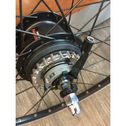 Achterwiel aandrijving shimano nexus 8 (nieuw)28 inch