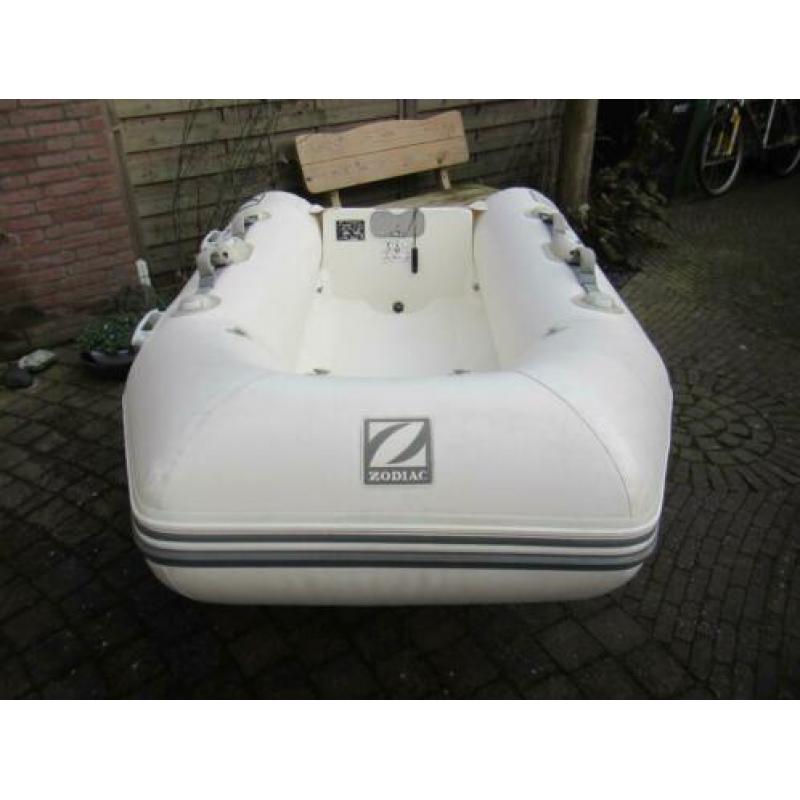 Zodiac 220 rib yachtline