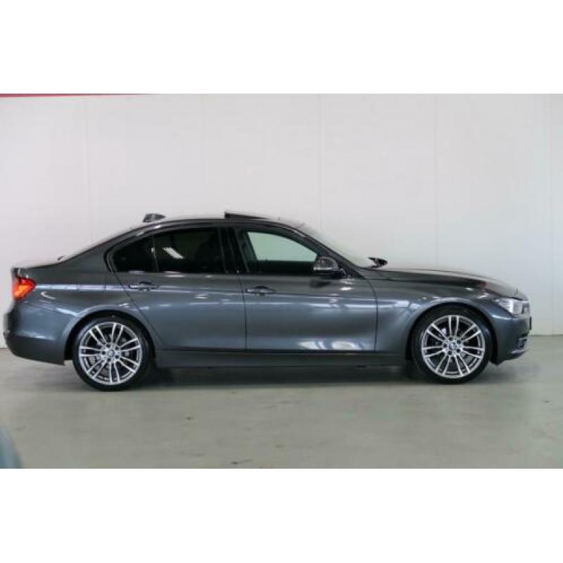 Nl auto 121731 NAP dealeronderhouden met oa sportstoelen xen