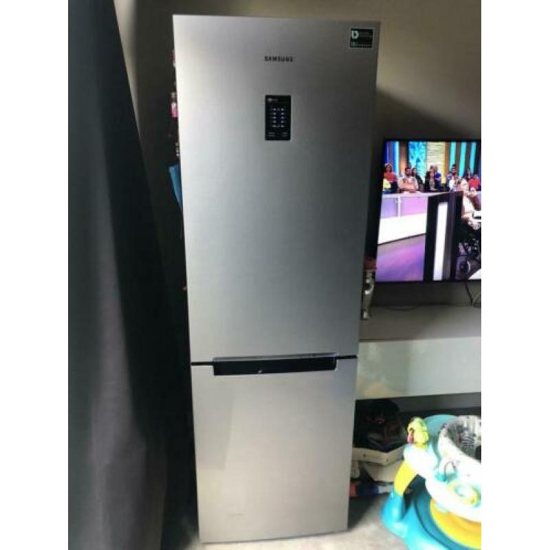 Samsung RB31FERNDSA koelkast