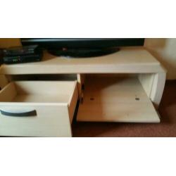 Mooi tv kast 128cm lang 47cm breed