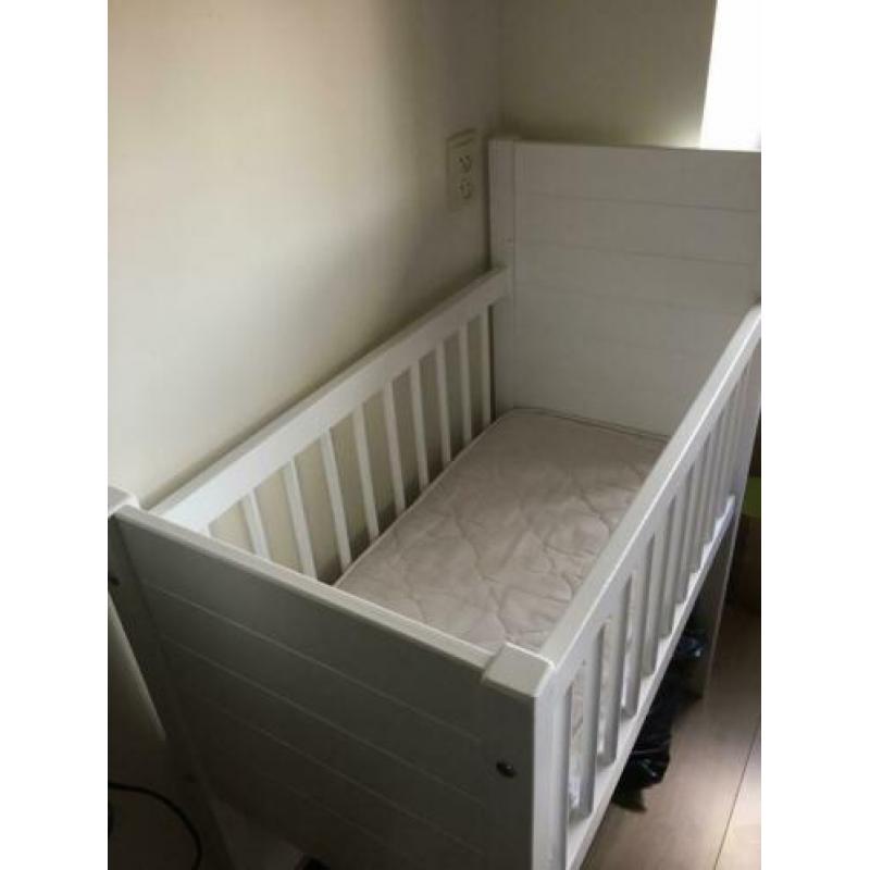 Prenatal basis wieg wit