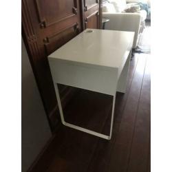 Wit bureau