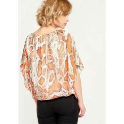 Blouse van lola en liza met python print maat xl