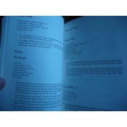 The Rogue;s guide to the jewisch kitchen Daniel Rogov,