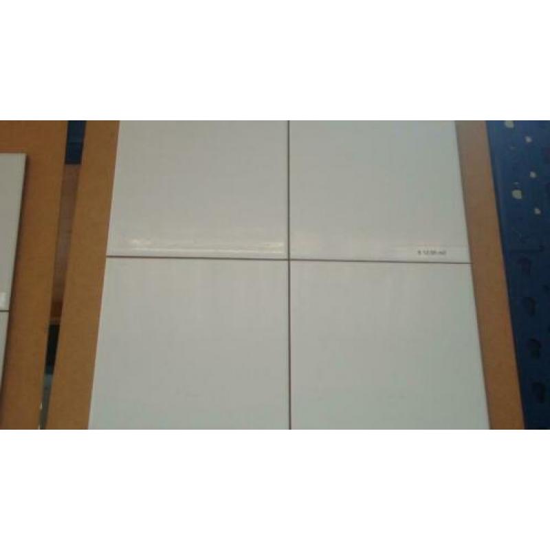 Wandtegels wit verschillende maten van 20x20 tot 30x60 9,95