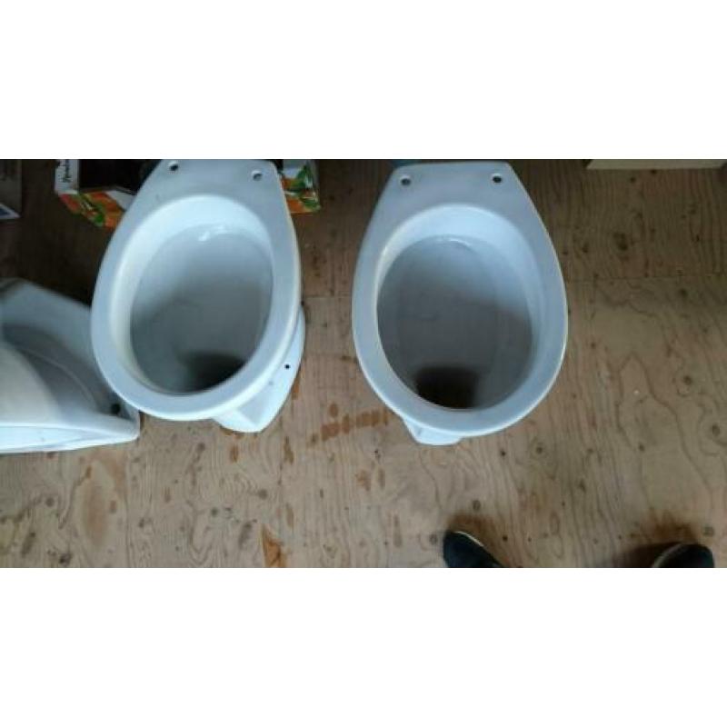 Wc potten en wasbakken