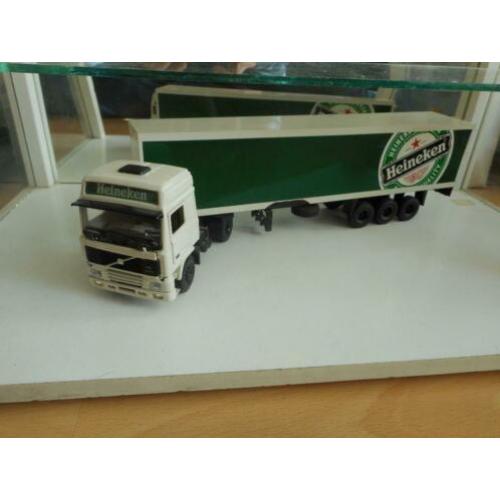 Tekno Volvo Truck met Trailer Heineken