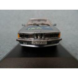 BMW E24 635 CSi blauw IAA 2001 Minichamps 1:43 ZELDZAAM