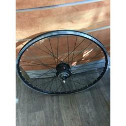Achterwiel aandrijving shimano nexus 8 (nieuw)28 inch