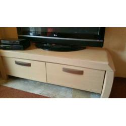 Mooi tv kast 128cm lang 47cm breed