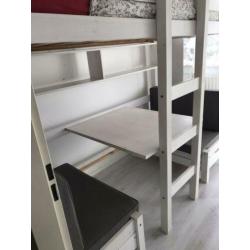 Multifunctionele whitewash hoogslaper bed met bank en tafel